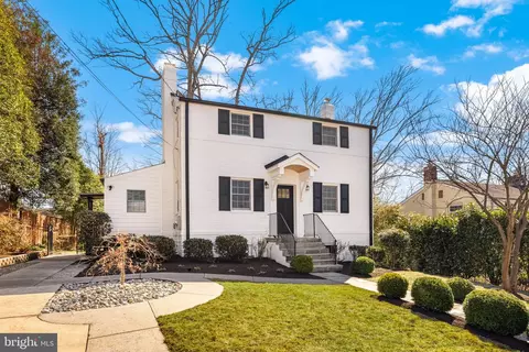 2612 Spencer Rd, Chevy Chase, MD 20815