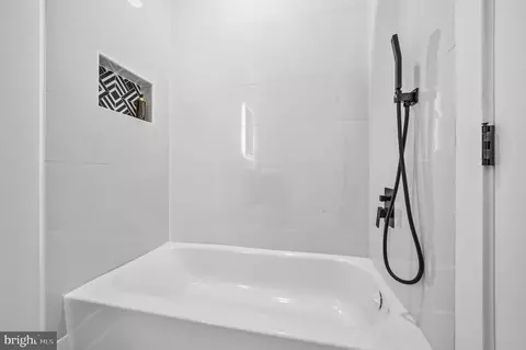 Bath - 414 Waterford Rd, Silver Spring, MD 20901 photo 6 of 8