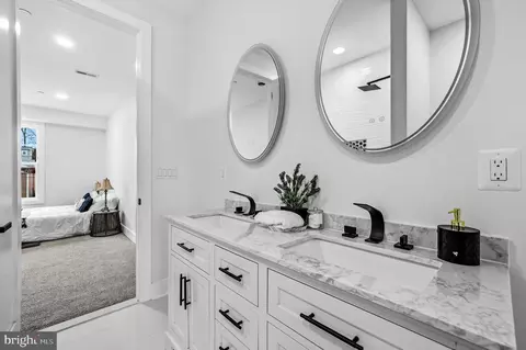 Bath - 414 Waterford Rd, Silver Spring, MD 20901 photo 7 of 8