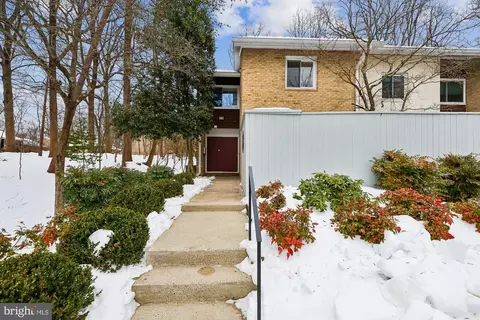 318 New Mark Esplanade, Rockville, MD 20850