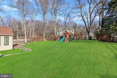 15101 Snowden Dr, Silver Spring, MD 20905 photo 68