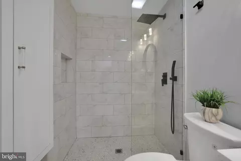 15101 Snowden Dr, Silver Spring, MD 20905 photo 24