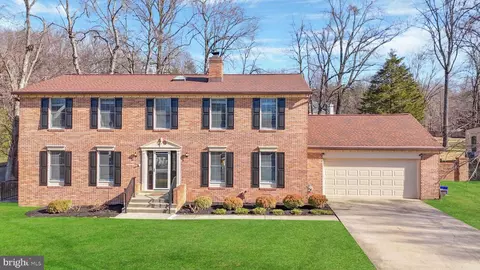15101 Snowden Dr, Silver Spring, MD 20905 photo 2
