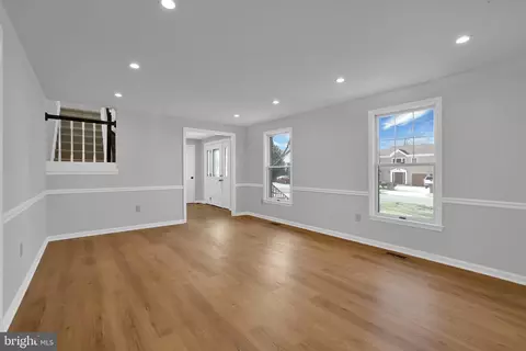 15101 Snowden Dr, Silver Spring, MD 20905 photo 14