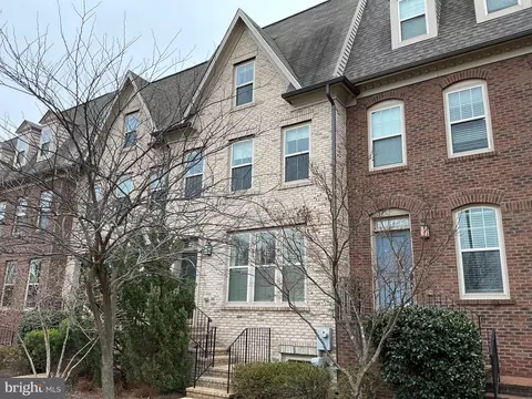 16125 Redland Rd, Derwood, MD 20855