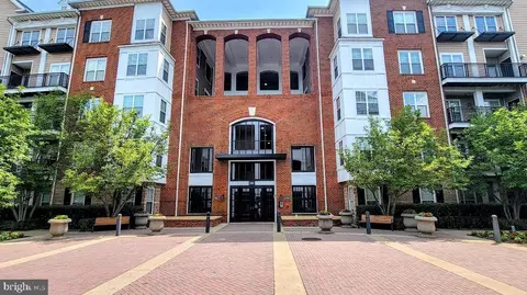 501 Hungerford Dr UNIT 207, Rockville, MD 20850