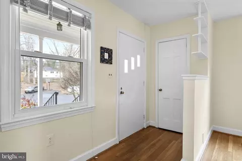 Entry Way - 414 Hillmoor Dr, Silver Spring, MD 20901 photo 1 of 3