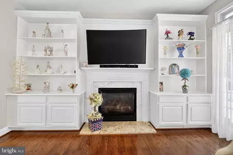 Living - 2013 Sullivan Ln, Silver Spring, MD 20906 photo 1 of 1