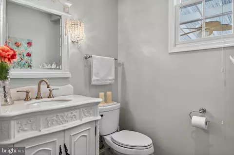 Bath - 2013 Sullivan Ln, Silver Spring, MD 20906 photo 1 of 9