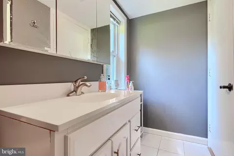 Bath - 10708 Woodsdale Dr, Silver Spring, MD 20901 photo 7 of 8