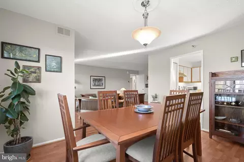 Dining - 15107 Interlachen Dr #2-725, Silver Spring, MD 20906 photo 4 of 6
