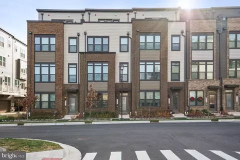 8154 Varick Pl, Rockville, MD 20855