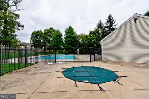 14107 Yorkshire Woods Dr, Silver Spring, MD 20906 photo 32