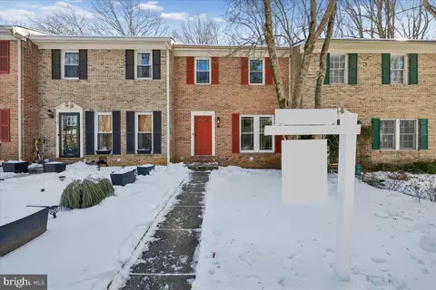 17119 Briardale Rd, Derwood, MD 20855