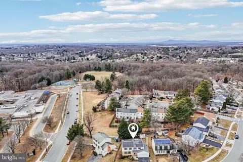 View/Area - 9904 Durango Dr, Damascus, MD 20872 photo 7 of 9