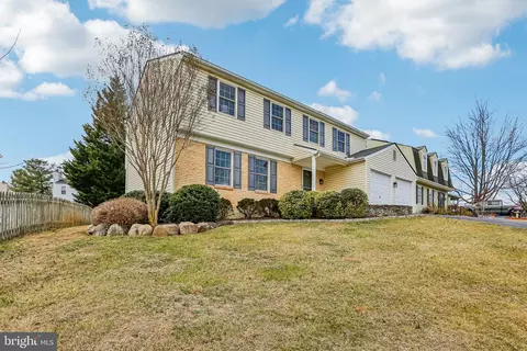 Exterior - 9904 Durango Dr, Damascus, MD 20872 photo 3 of 13