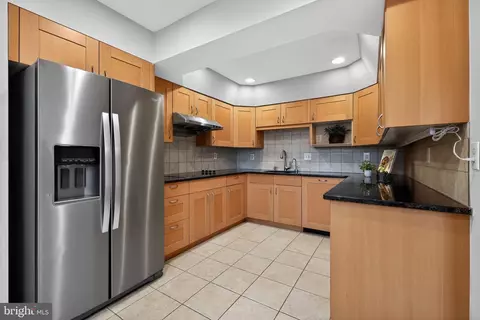 808 Suffield Dr, Gaithersburg, MD 20878 photo 10
