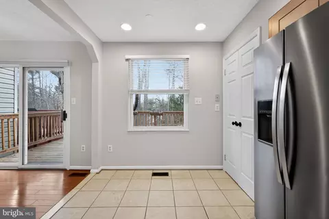 808 Suffield Dr, Gaithersburg, MD 20878 photo 6