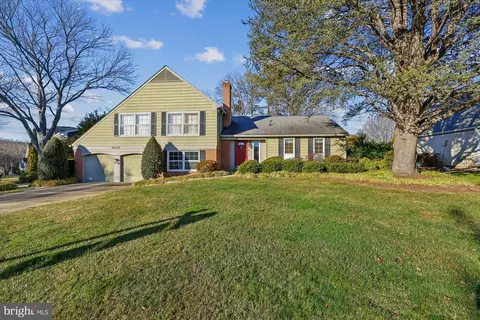 9025 Paddock, Potomac, MD 20854