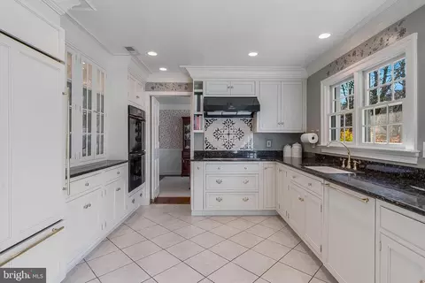 Kitchen - 12812 Deep Spring Dr, Potomac, MD 20854 photo 1 of 2