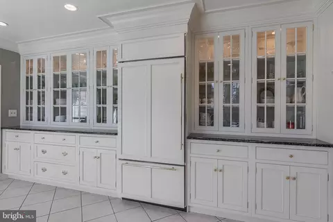 Kitchen - 12812 Deep Spring Dr, Potomac, MD 20854 photo 2 of 2