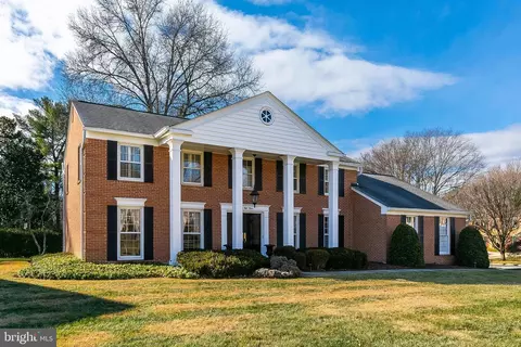 Exterior - 12812 Deep Spring Dr, Potomac, MD 20854 photo 5 of 5