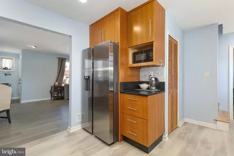 Kitchen - 9632 Cottrell Ter, Silver Spring, MD 20903 photo 5 of 7