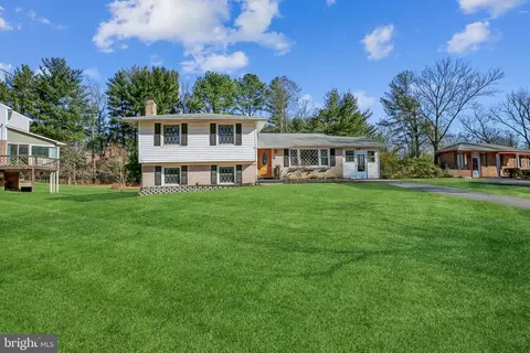 6917 Horizon Ter, Rockville, MD 20855