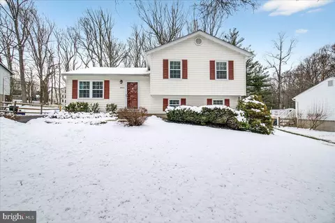 24013 Bush Hill Rd, Gaithersburg, MD 20882