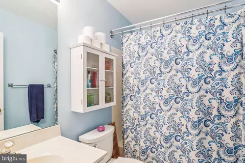 Bath - 15129 Deer Valley Ter, Silver Spring, MD 20906 photo 2 of 2