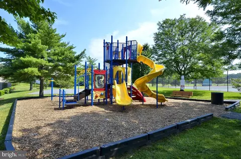 View/Area - 15129 Deer Valley Ter, Silver Spring, MD 20906 photo 1 of 2