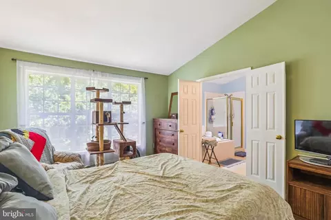 Bedroom - 15129 Deer Valley Ter, Silver Spring, MD 20906 photo 2 of 4