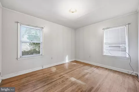 703 Northwest Dr, Silver Spring, MD 20901 photo 9