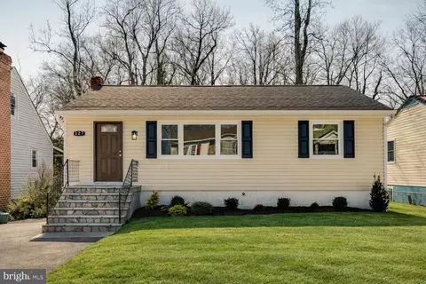 327 Howard Ave, Rockville, MD 20850