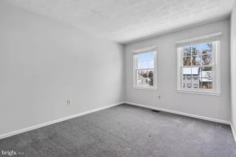 Bedroom - 2703 Belle Crest Ln, Silver Spring, MD 20906 photo 9 of 9