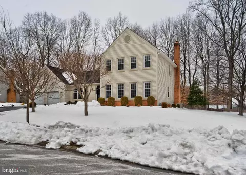2703 Belle Crest Ln, Silver Spring, MD 20906