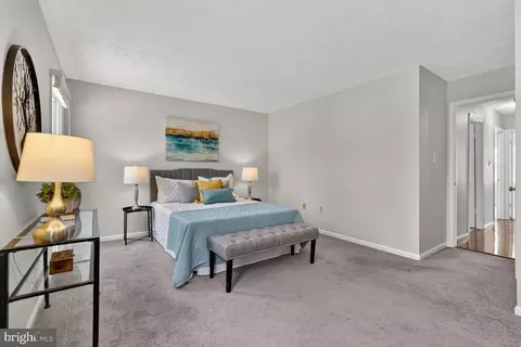 Bedroom - 2703 Belle Crest Ln, Silver Spring, MD 20906 photo 4 of 9