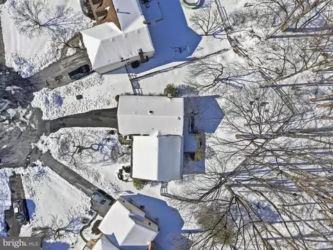 View/Area - 14740 Locustwood, Silver Spring, MD 20905 photo 4 of 7