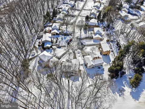View/Area - 14740 Locustwood, Silver Spring, MD 20905 photo 5 of 7