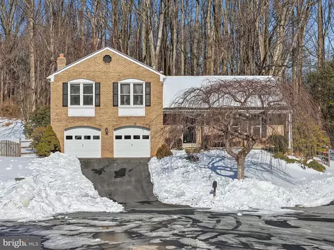 14740 Locustwood, Silver Spring, MD 20905