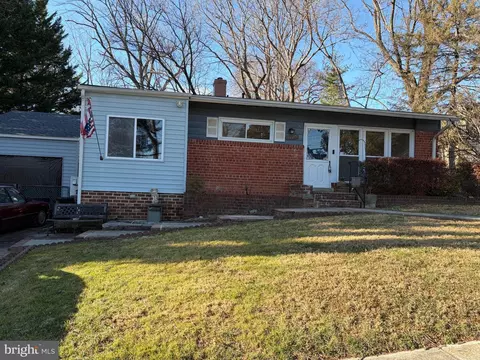 12700 Weiss St, Rockville, MD 20853