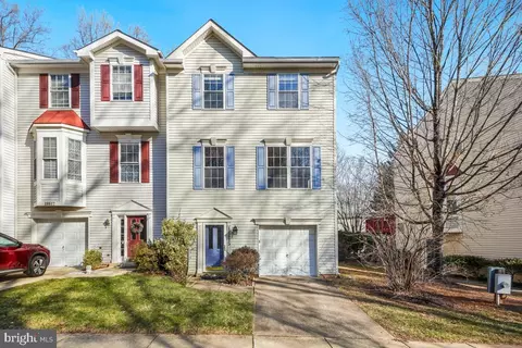 18615 Autumn Mist Dr, Germantown, MD 20874