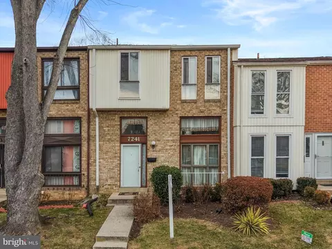 7241 Millcrest Ter #4-3, Derwood, MD 20855