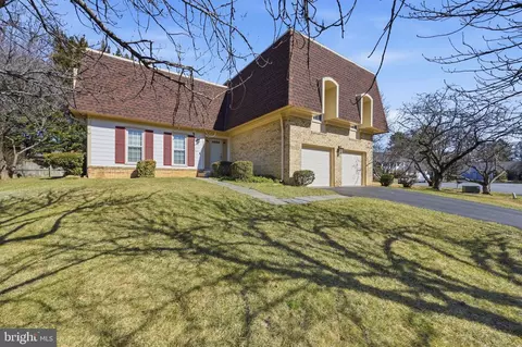 9713 Nordstrom Ct, Gaithersburg, MD 20886