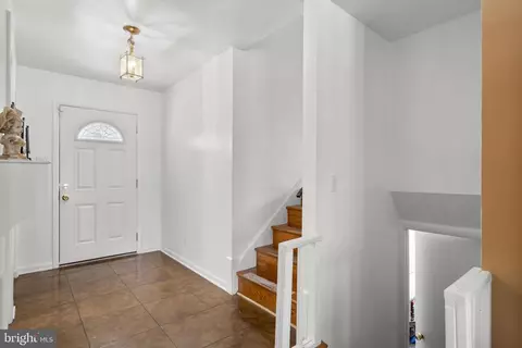 Entry Way - 1408 Chilton Dr, Silver Spring, MD 20904 photo 1 of 3