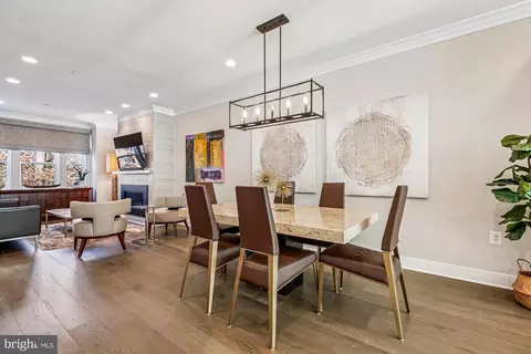 10340 Grosvenor Pl, North Bethesda, MD 20852