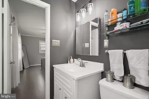 Bath - 1116 Tiffany Rd, Silver Spring, MD 20904 photo 2 of 5