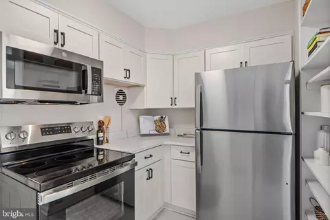 Kitchen - 1513 Flora Ln, Silver Spring, MD 20910 photo 1 of 3