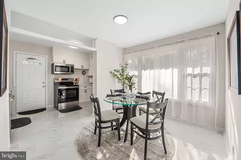 Dining - 1513 Flora Ln, Silver Spring, MD 20910 photo 1 of 4