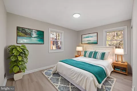 Bedroom - 1513 Flora Ln, Silver Spring, MD 20910 photo 6 of 11